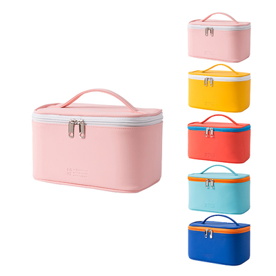 Unità di elaborazione portatile che appende la borsa d'attaccatura impermeabile sveglia cosmetica dell'articolo da toeletta delle signore di borsa