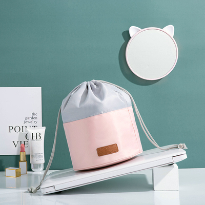Multi funzione che appende il portatile cosmetico di viaggio della borsa del cilindro cosmetico della borsa