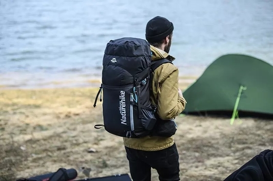 Borsa impermeabile leggera di trekking della montagna dello zaino 60cm del poliestere 0.1kg