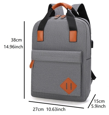 Tre impermeabili in uno zaino di nylon del computer dello zaino messo con USB